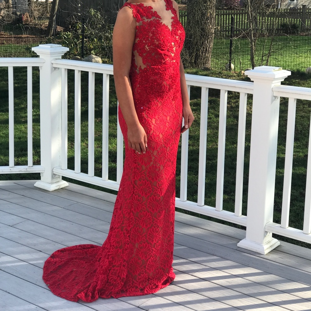 Dave and Johnny Red Long Formal Dress